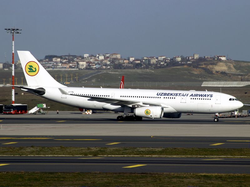 Non standard livery arrival at IST LTFM