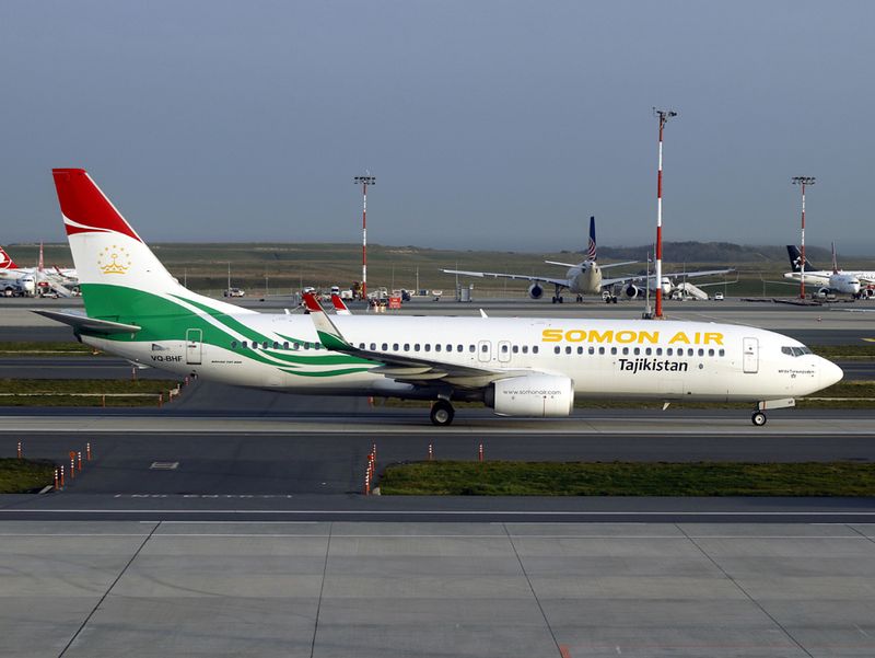 B737-8GP VQ-BHF