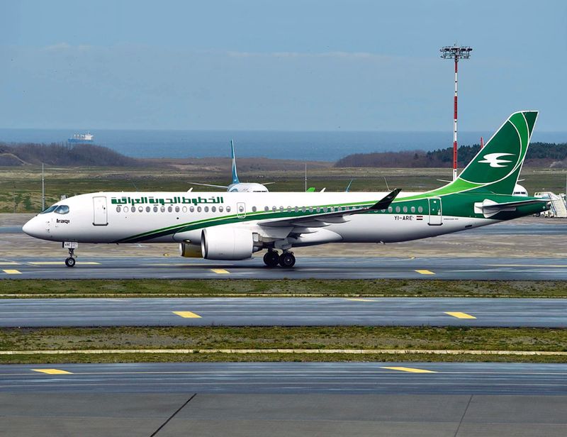 Airbus A220- 300 YI-ARE