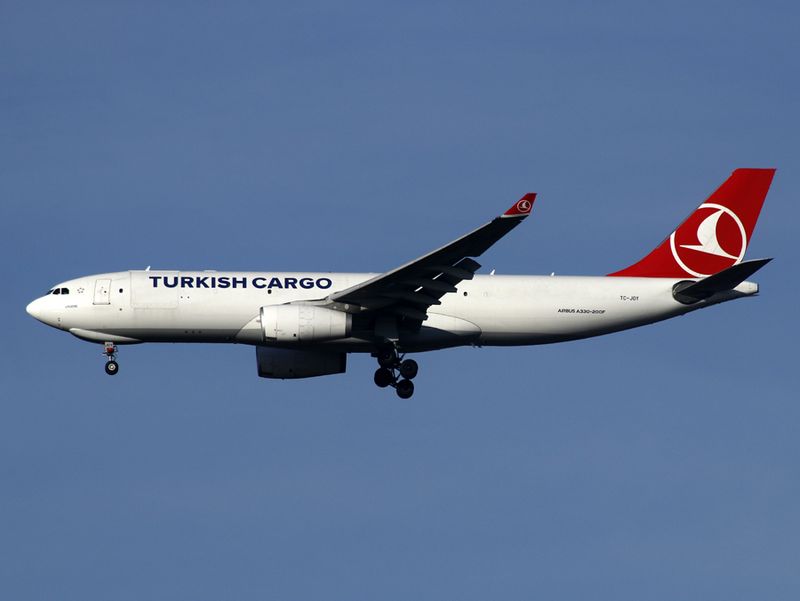 Arriving for 17R at IST