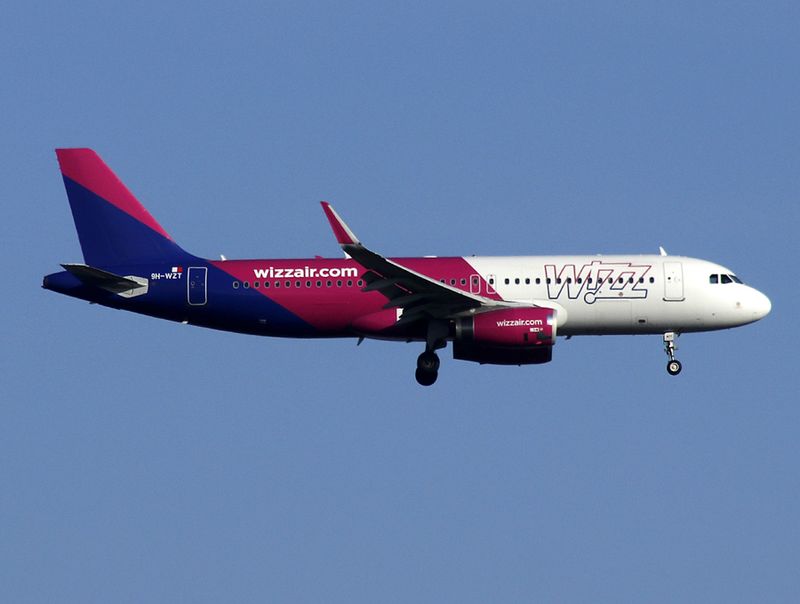 A320-200(WL) 9H-WZT