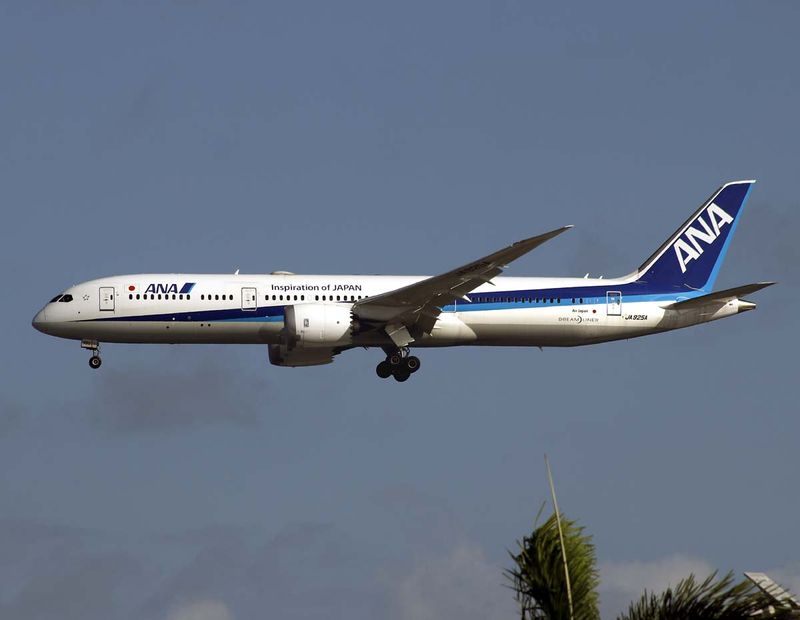 Boeing 787-9 JA-925A