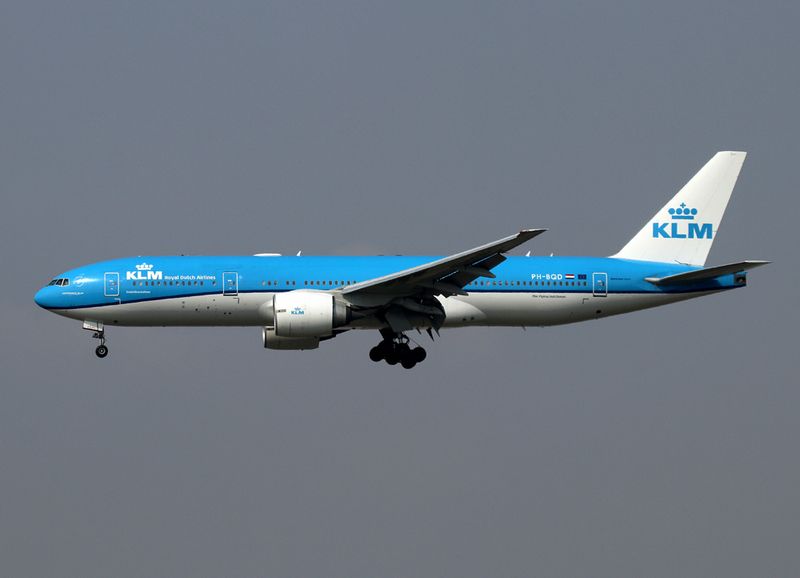 PH-BQD BKK fb.jpg