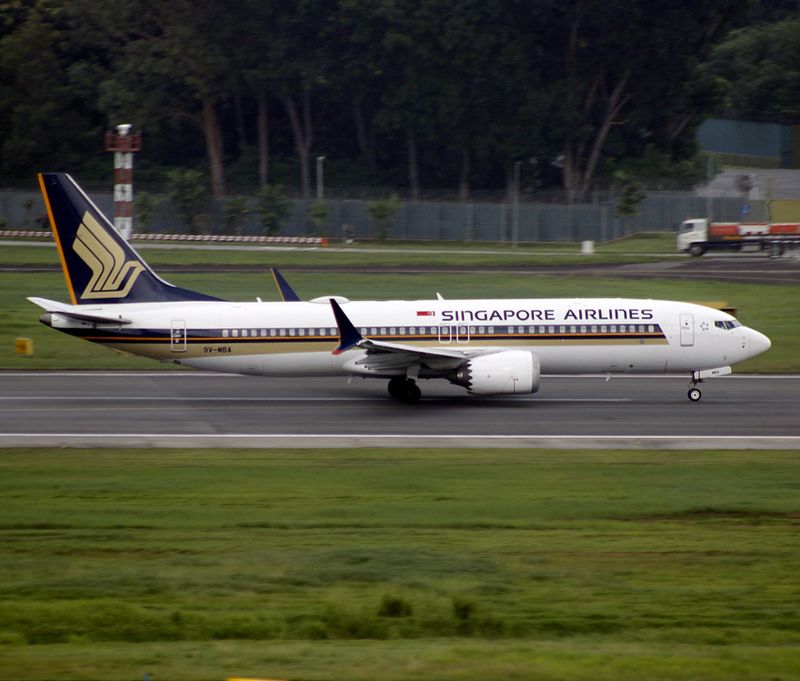 B737 8-MAX 9V-MBA