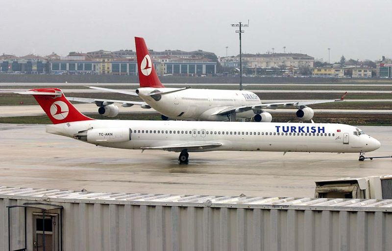 TC-AKN IST 2005 FBFB.jpg