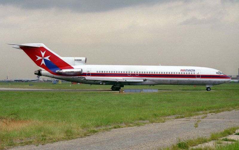 N2818W (LHR 86) fbfb.jpg