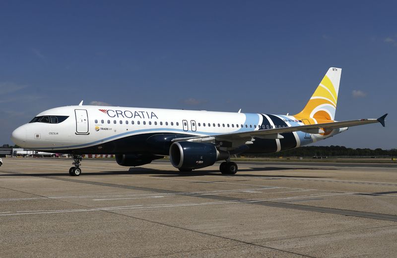 Trade Air livery, leased to Croatia Airways