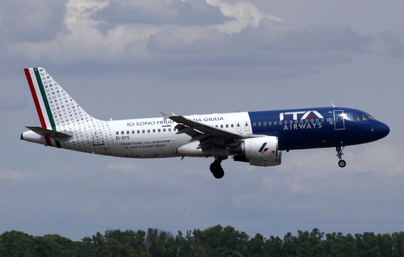 Arrival at Rome FCO, special livery