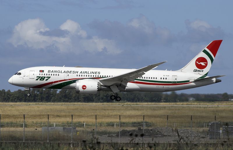 Boeing 787-8 S2-AJH