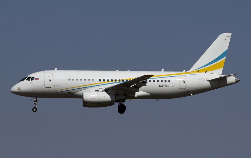 Sukhoi Su 100-95 Supajet RA-89033