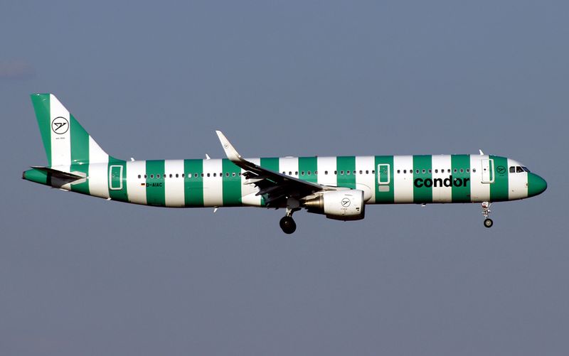 Green stripes at AYT, for Runway 18C