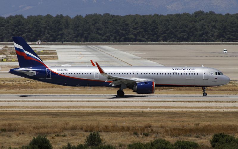 RA-73704 (AYT 04-07-24) FBFB.jpg