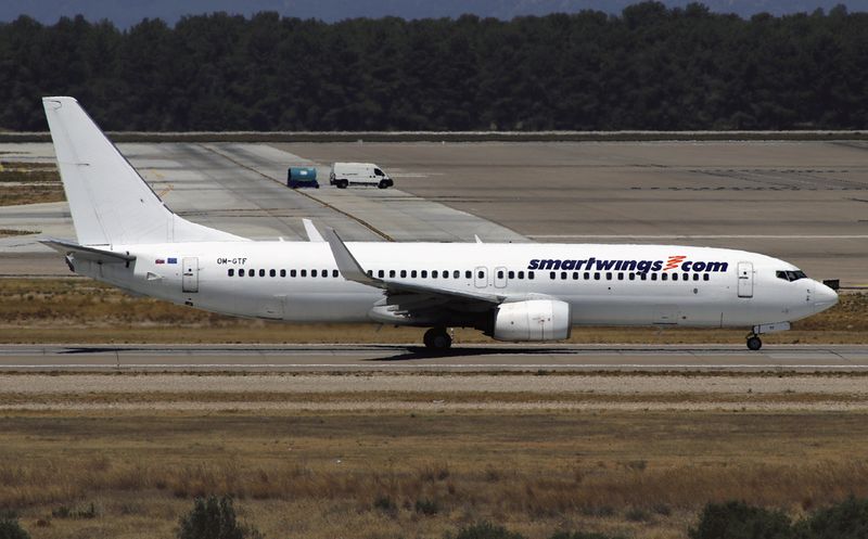 Boeing 737-800(WL) OM-GTF