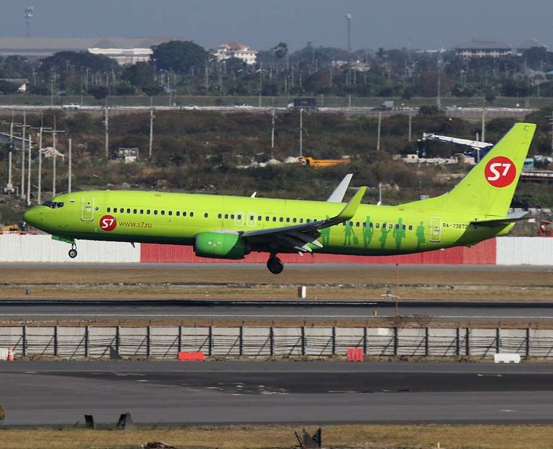 RA-73672 (BKK 17-01-24) FB.jpg