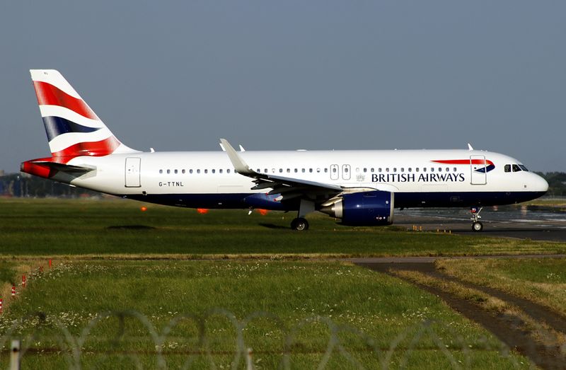 departs via 09R at London-Heathrow