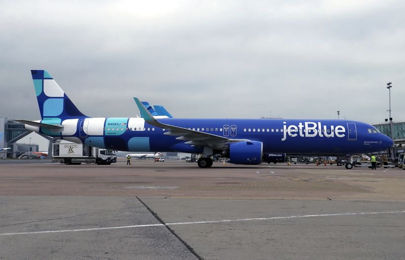Airbus A321-271NX N4083J