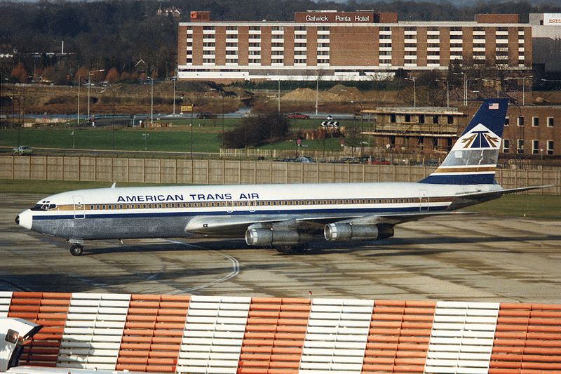 B707 TZ (LGW 83) SR fbfb.jpg