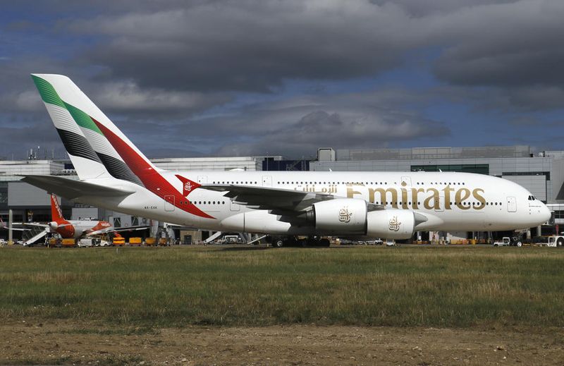 Airbus A380 A6-EOK