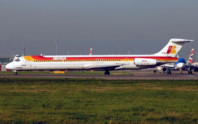 IB MD80 EC-FLN FBFB.jpg