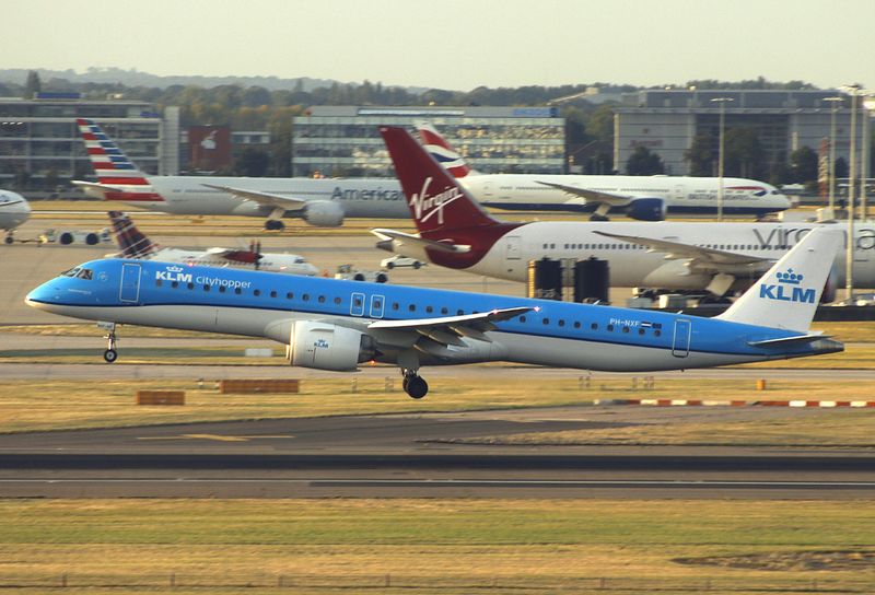 ERJ E2 PH-NXF