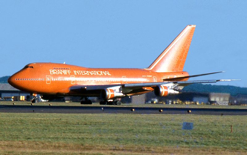 BN 74L (LGW) MJ fbfb.jpg
