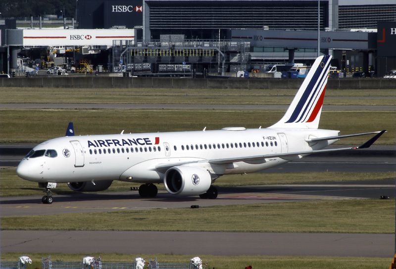 Airbus A220-300 F-HZUH