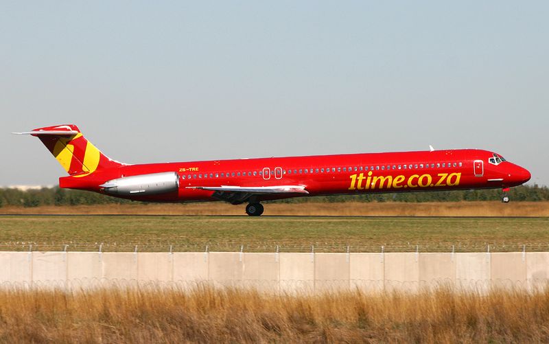 ZS-TRE (JNB) FBFB.jpg
