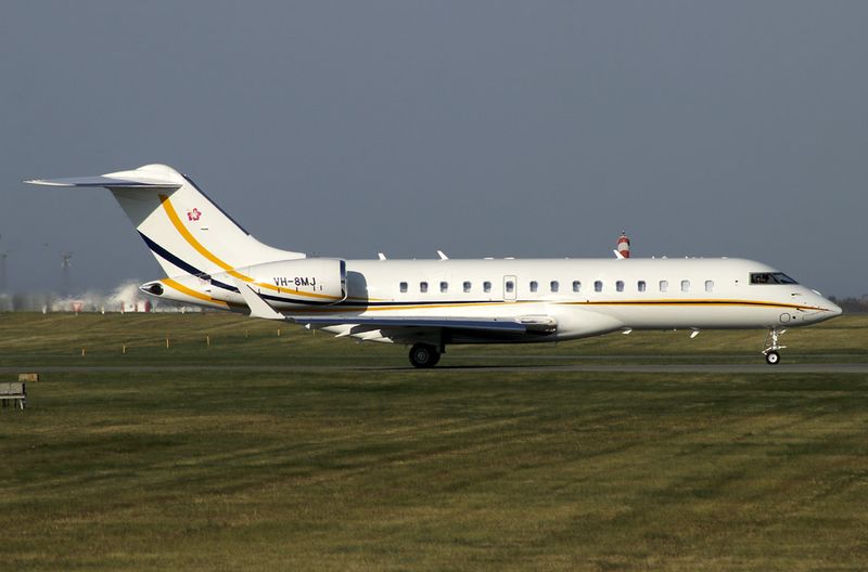 VH-8MJ