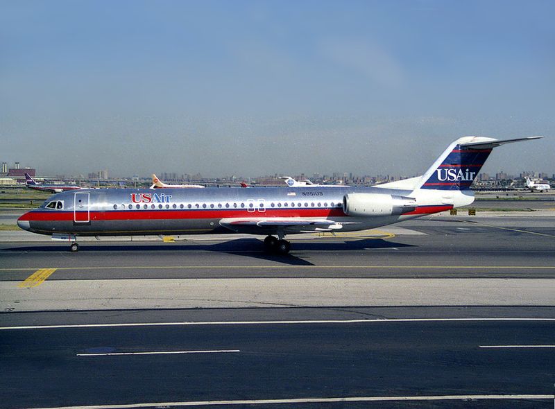 N851US (LGA) FB.jpg