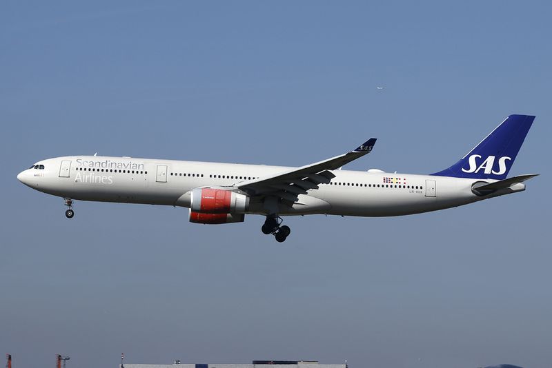 LN-RKR (CPH 09-24) FBFB.jpg