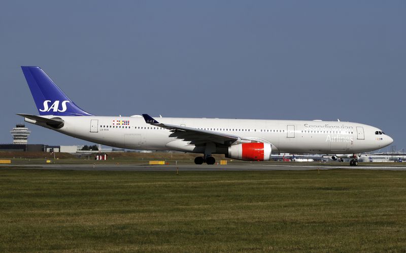 Airbus A330-343 LN-RKN