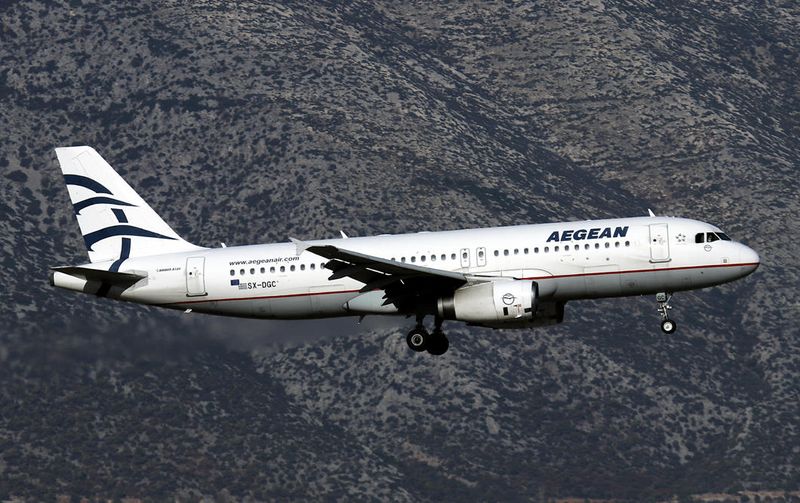 Airbus A320-200 SX-DGC