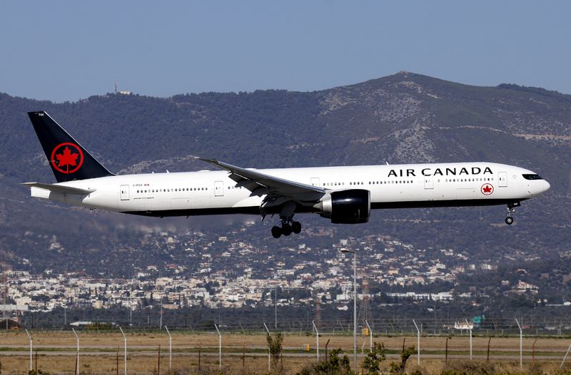 C-FIVX (ATH 16-10-24) FBFB.jpg