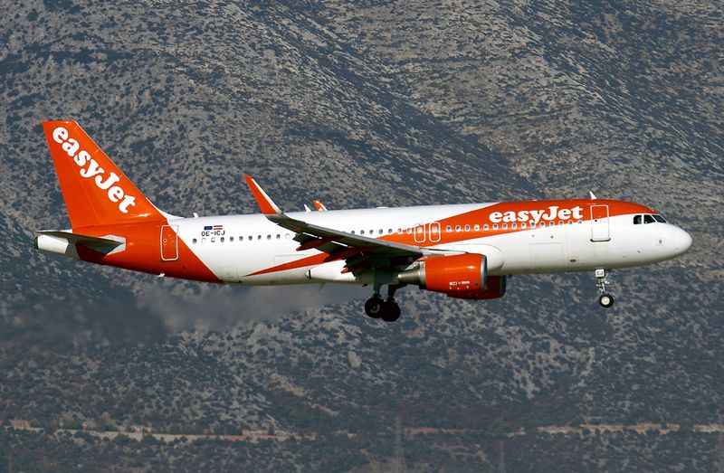 Airbus A320-200 OE-ICJ 