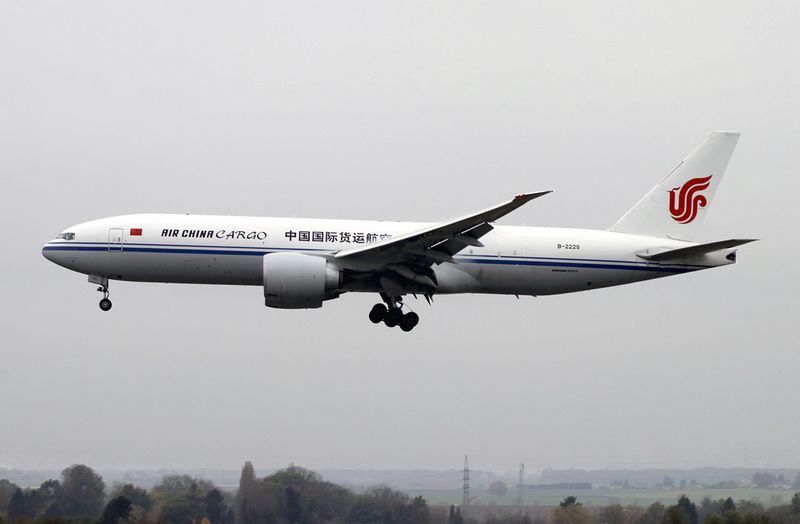 B777-200(F) B-222S