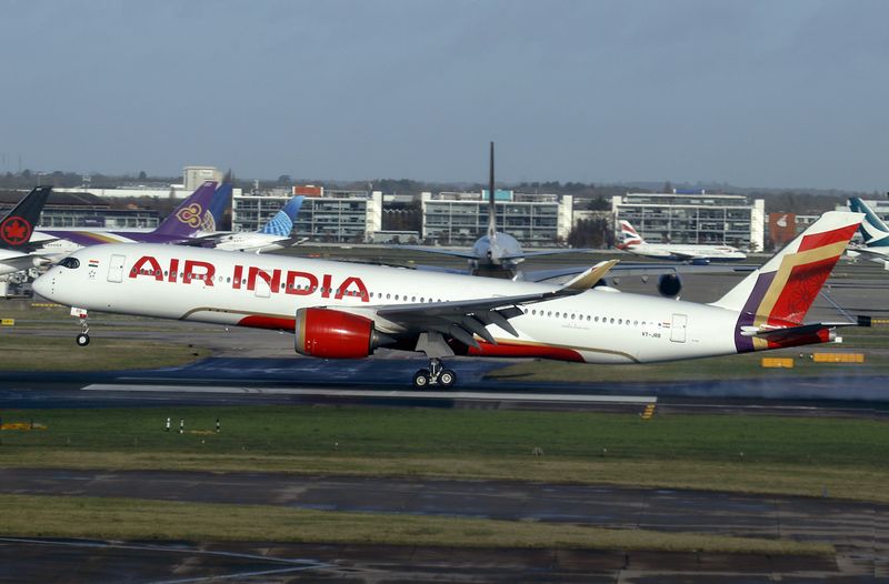 Arrv 27L at LHR