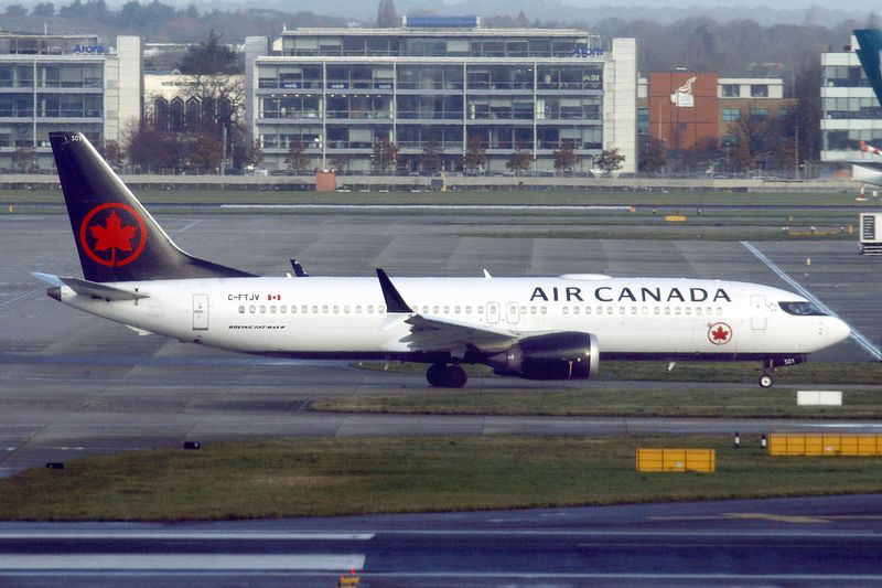 B737 Max 8 C-FTJV
