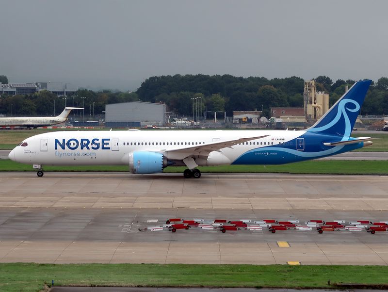 B787-9 LN-FNB 