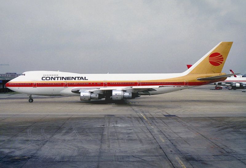 N608PE (LGW) FBFB.jpg