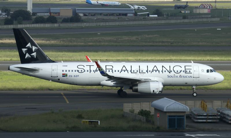 ZS-SZF (JNB 01-25) FBFB.jpg
