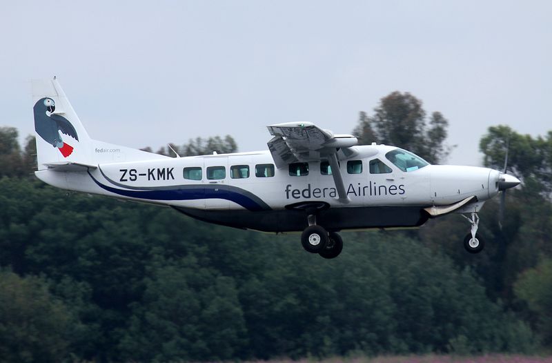 ZS-KMK (JNB 01-25) FBFB.jpg