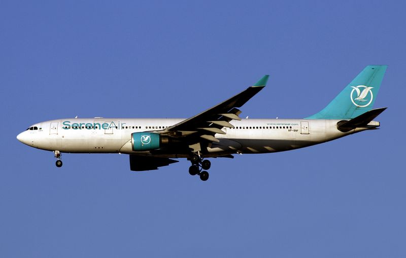 Airbus A330-200 AP-BNF 