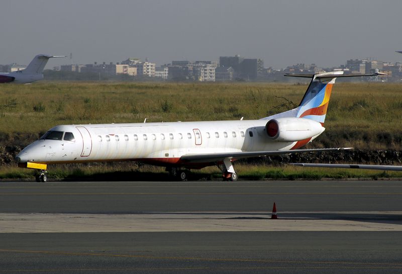 EMB 145 ET-AUU 