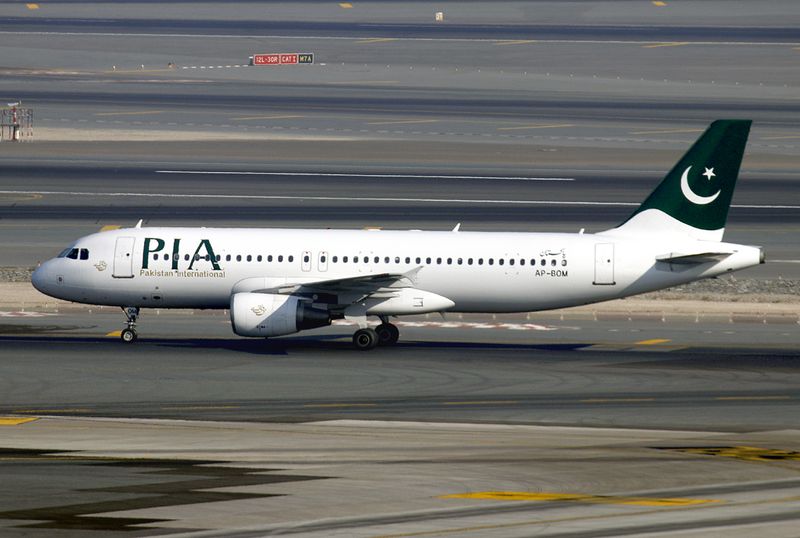 A320-200 AP-BOM