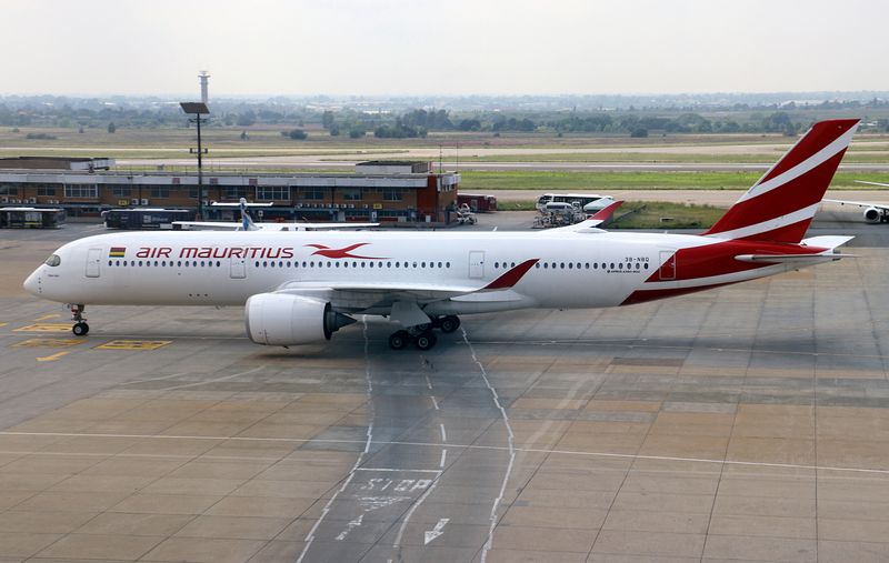 Airbus A350-941 3B-NBQ