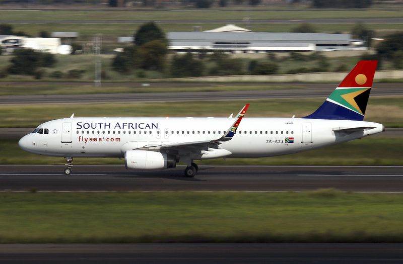 Airbus A320-22(WL) ZS-SZA