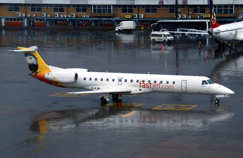 Embraer Emb 145 Z-FJH 