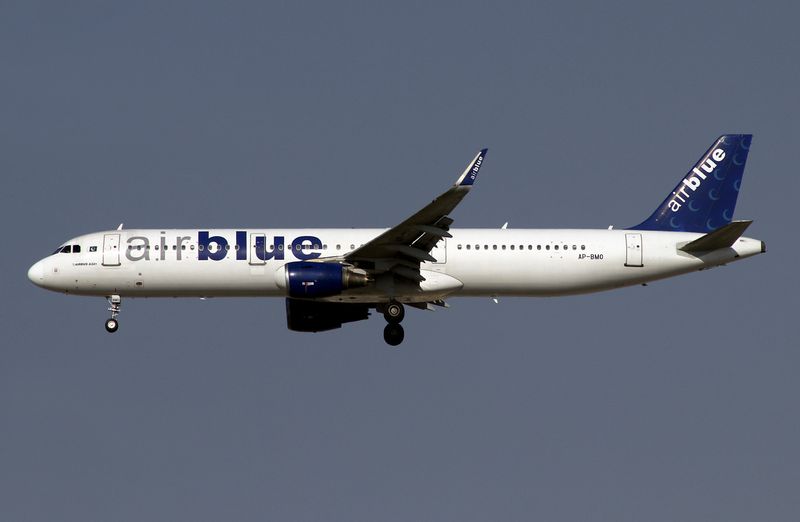 AP-BMB (DXB 01-25) FBfb.jpg