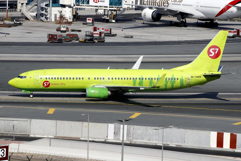 RA-73412 (DXB 01-25) FBFB.jpg