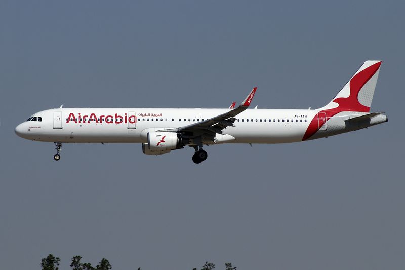 Airbus A321 A6-ATH 